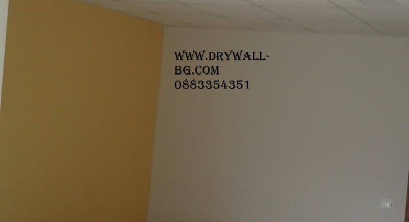 Растерен таван , Armstrong.
Монтаж на преградни стени от гипсокартон  в езиков център.
